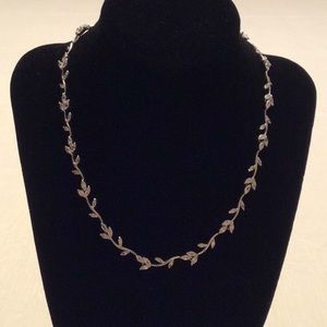 925 Clear CZ Leaf Design Eternity Necklace 16 1/4”